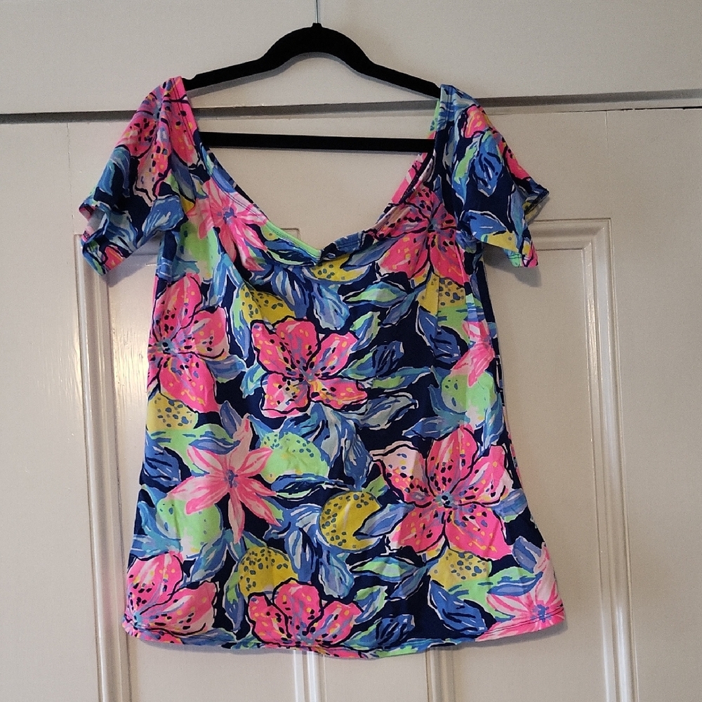 Lilly Pulitzer Pink and Blue Floral Short Sleeve Top